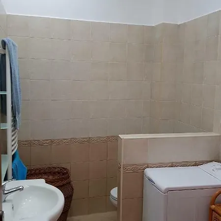 Spacious In The City Center Of شقة *